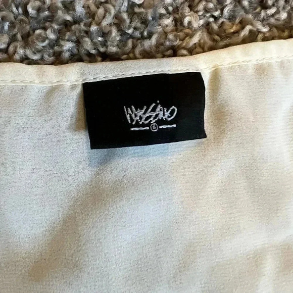 MOSSIMO GOLD Sequin sleeveless camisole top - Picture 5 of 9